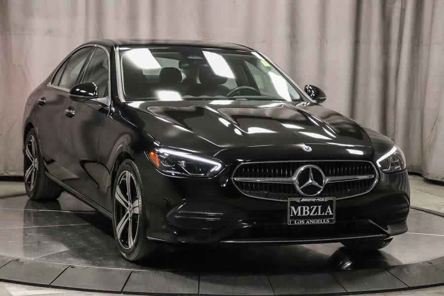Used 2022 Mercedes-Benz C 300 Sedan image 3
