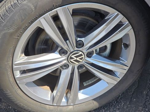 Used 2023 Volkswagen Jetta SE FWD image 15