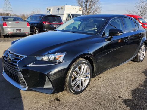 Used 2018 Lexus IS 300 w/ Accessory Package image 14