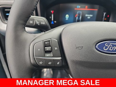 New 2026 Ford Maverick XLT w/ XLT Luxury Package FWD image 16