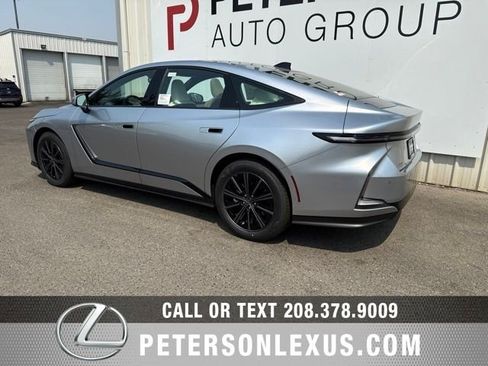 New 2026 Lexus ES 500e AWD/4WD image 6