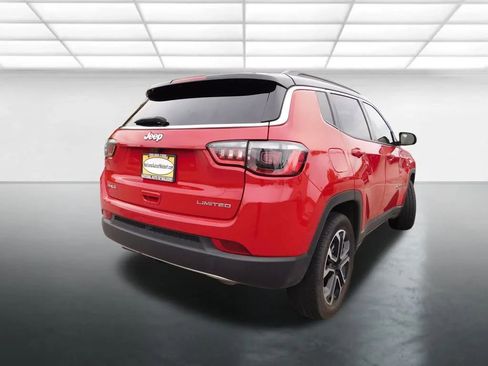 Used 2023 Jeep Compass Limited image 5