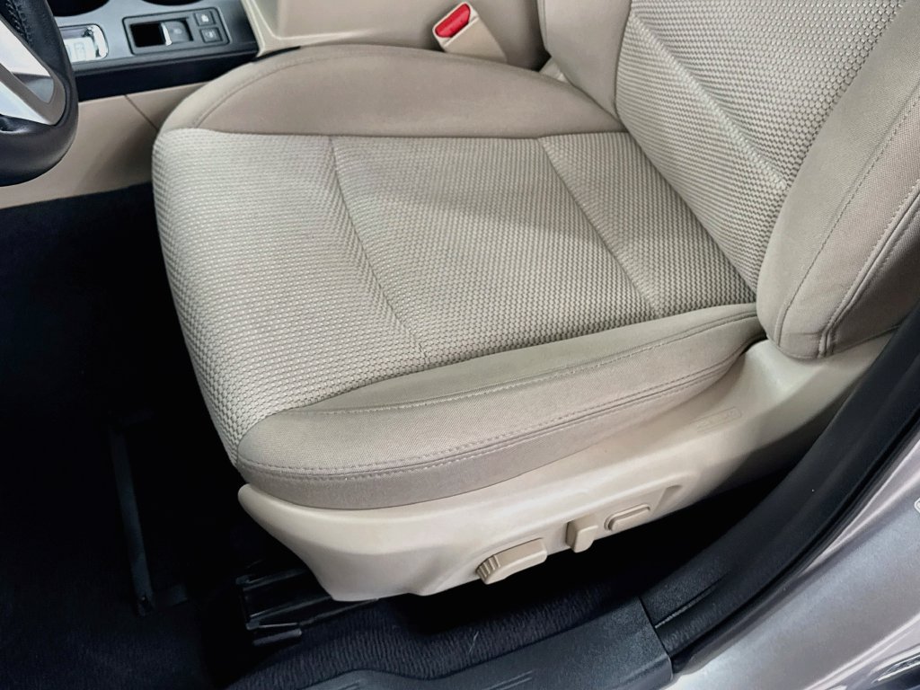 Used 2017 Subaru Outback 2.5i Premium AWD/4WD image 18
