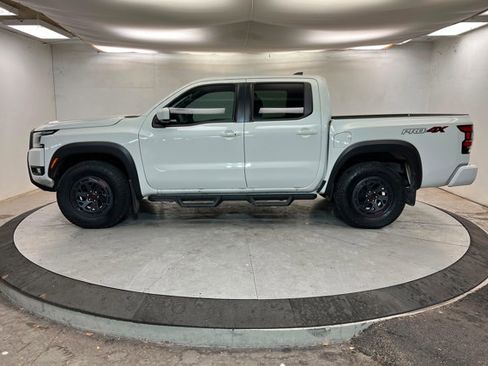 Certified 2025 Nissan Frontier PRO-4X image 2