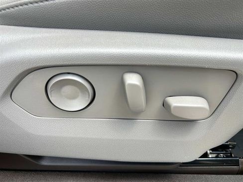 Certified 2023 GMC Sierra 1500 SLT w/ SLT Premium Package image 23