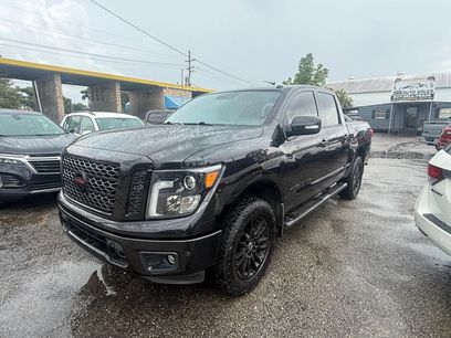 Used 2018 Nissan Titan SV w/ SV Convenience Package