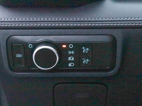 Used 2024 Ford Mustang GT Premium image 17