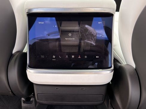 Used 2023 Tesla Model X AWD/4WD image 27
