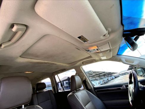 Used 2019 Lexus GX 460 Premium image 14