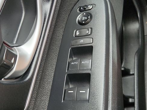 Used 2017 Honda CR-V EX image 21