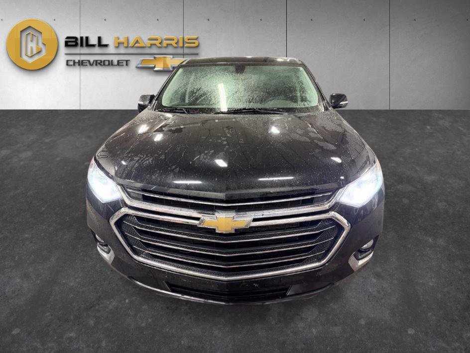 Used 2020 Chevrolet Traverse LT FWD image 2