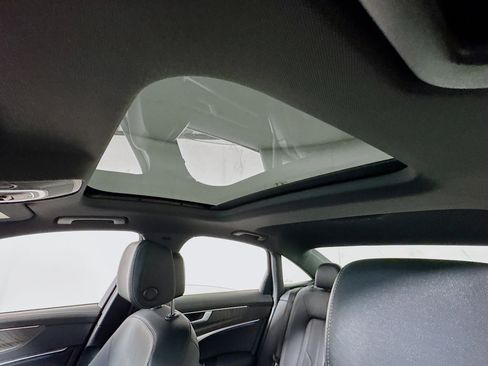 Used 2021 Audi A6 Premium Plus w/ Premium Plus Package image 5