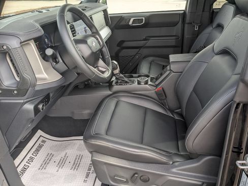 New 2026 Ford Bronco Outer Banks AWD/4WD image 13