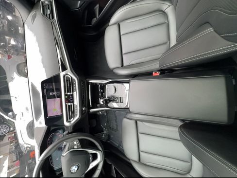 Used 2022 BMW 230i Coupe w/ Convenience Package RWD image 35