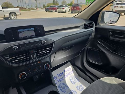 Used 2020 Ford Escape S AWD/4WD image 32