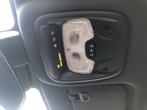Used 2024 Chevrolet TrailBlazer RS w/ Driver Confidence Package FWD image 29