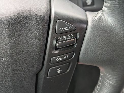 Used 2025 Nissan Frontier SV w/ SV Convenience Package RWD image 19