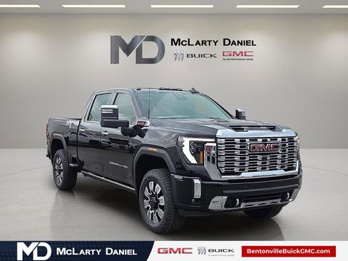 New 2026 GMC Sierra 3500 Denali w/ Denali Reserve Package AWD/4WD image 1