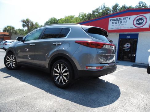Used 2018 Kia Sportage EX w/ EX Sport Appearance Package FWD image 3