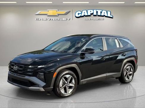 Used 2025 Hyundai Tucson SEL FWD image 1