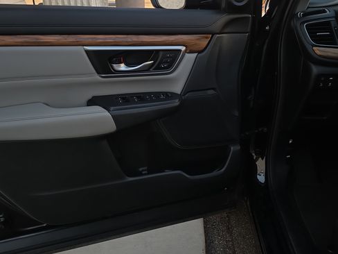 Used 2020 Honda CR-V EX-L image 6