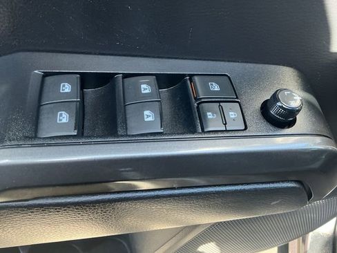 Certified 2021 Toyota Tacoma TRD Sport AWD/4WD image 28