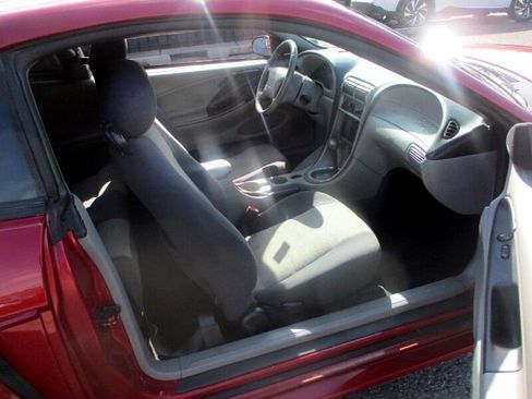 Used 2003 Ford Mustang Coupe image 7