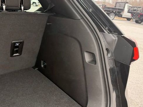New 2027 Chevrolet Bolt LT w/ Comfort Package FWD image 14