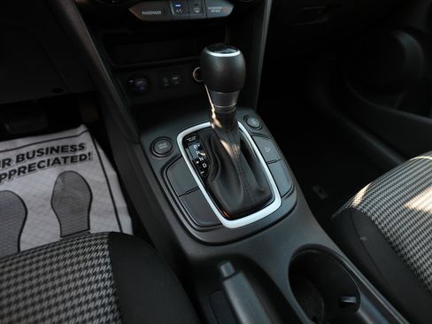 Used 2021 Hyundai Kona SE AWD/4WD image 16