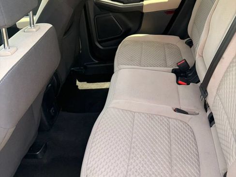 Used 2020 Ford Escape SE FWD image 6