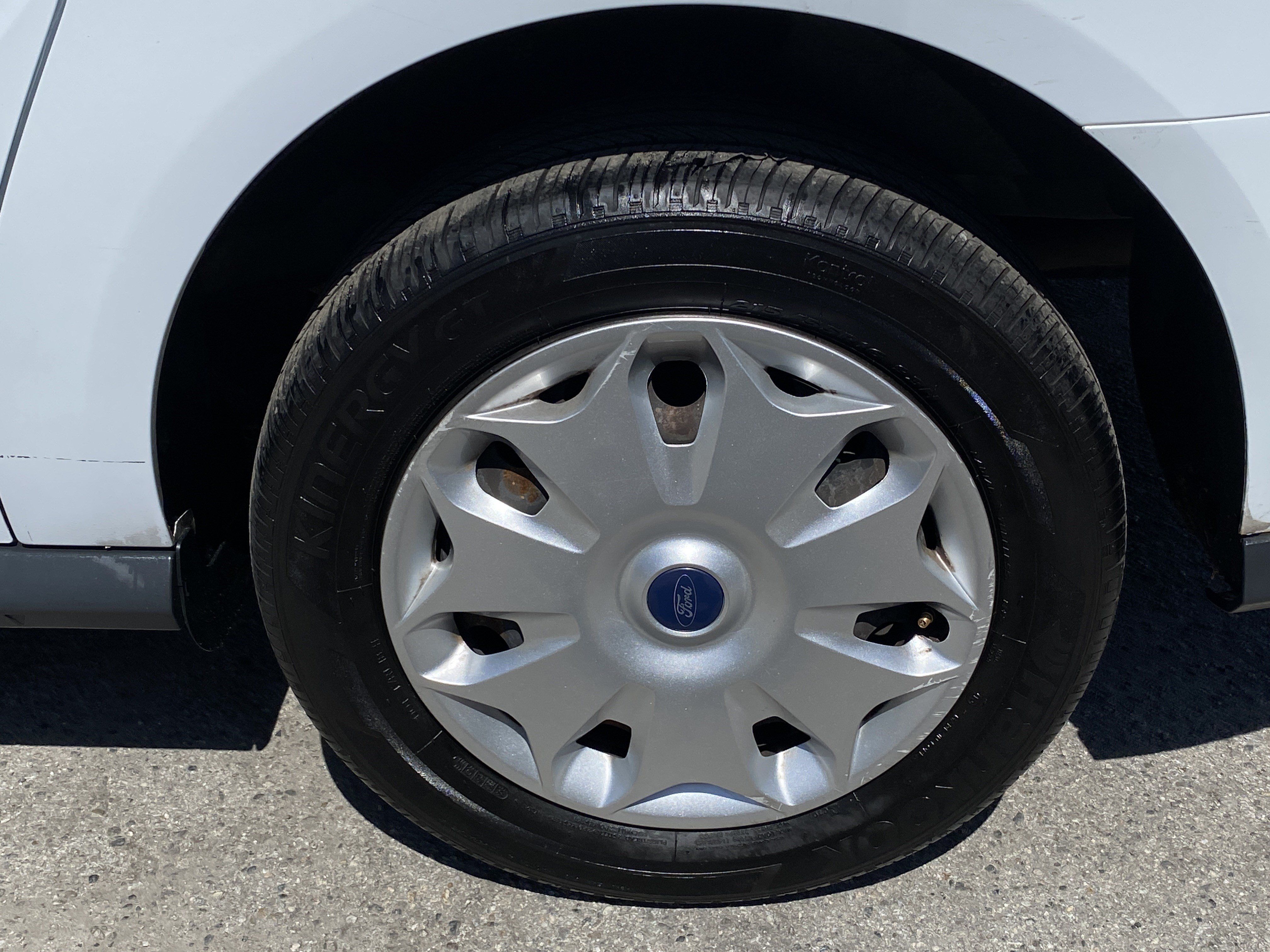 Used 2016 Ford Transit Connect XLT FWD image 13
