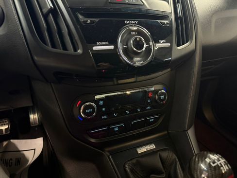 Used 2014 Ford Focus ST w/ Equipment Group 202A FWD image 20