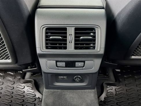 Used 2024 Audi Q5 2.0T Premium Plus image 30