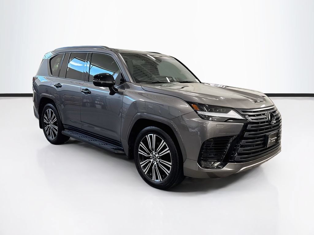 Used 2023 Lexus LX 600 4WD w/ Appearance Package image 3