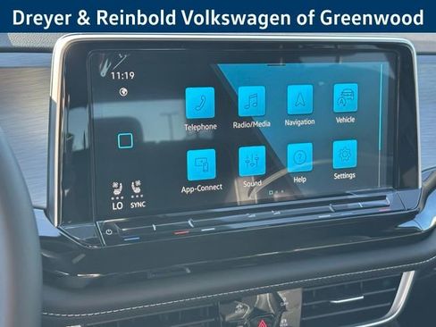 New 2026 Volkswagen Atlas Cross Sport SE image 17