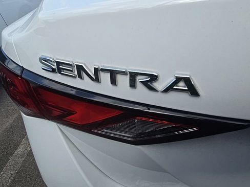 Used 2024 Nissan Sentra SV FWD image 7