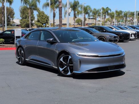 Used 2024 Lucid Air Touring AWD/4WD image 2