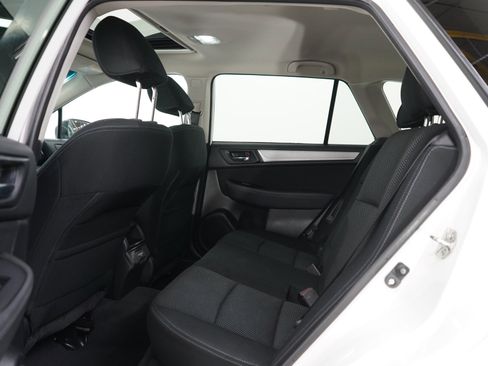 Used 2018 Subaru Outback 2.5i Premium AWD/4WD image 18