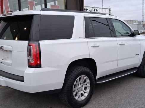 Used 2017 GMC Yukon SLT image 7