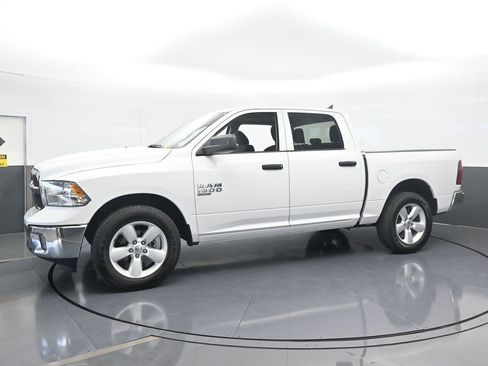 Used 2024 RAM 1500 Tradesman w/ Tradesman SXT Package image 2