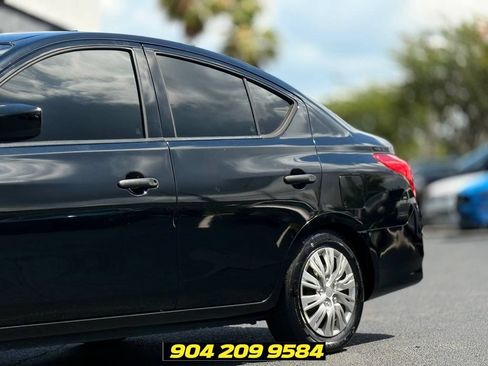 Used 2019 Nissan Versa S FWD image 39