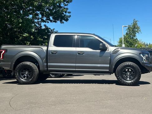 Used 2018 Ford F150 Raptor w/ Equipment Group 801A Mid AWD/4WD image 8