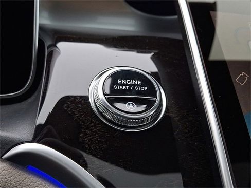 New 2026 Mercedes-Benz GLC 300 4MATIC image 19