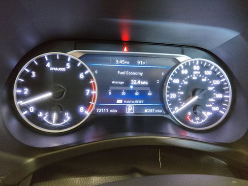 Used 2024 Nissan Sentra SV FWD image 23
