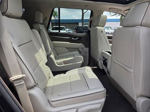 Used 2022 GMC Yukon Denali w/ Max Trailering Package AWD/4WD image 18