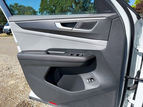 New 2026 Volkswagen Atlas Peak Edition AWD/4WD image 15