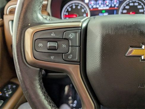 Used 2021 Chevrolet Suburban High Country image 25