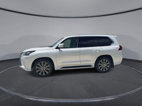 Used 2020 Lexus LX 570 4WD w/ Luxury Package image 5