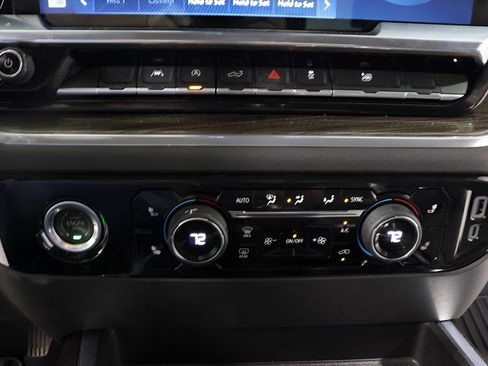 Used 2023 Chevrolet Silverado 1500 RST image 10