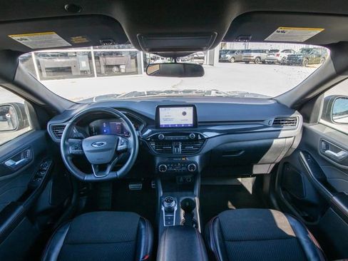 Used 2024 Ford Escape ST-Line w/ Cold Weather Package image 17